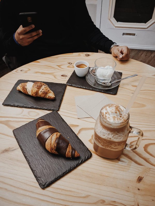 What Home Remedies Are Effective for Soothing Sore Throat Symptoms?